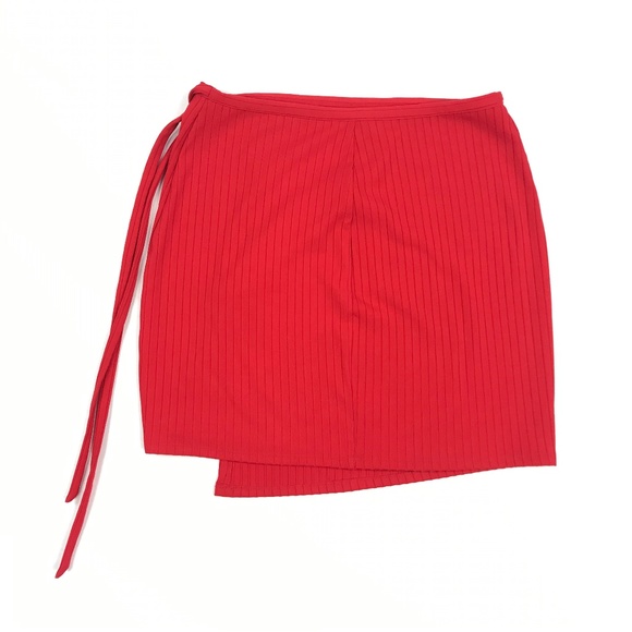 Privacy Please Revolve Miller Wrap Skirt Red - Picture 5 of 6